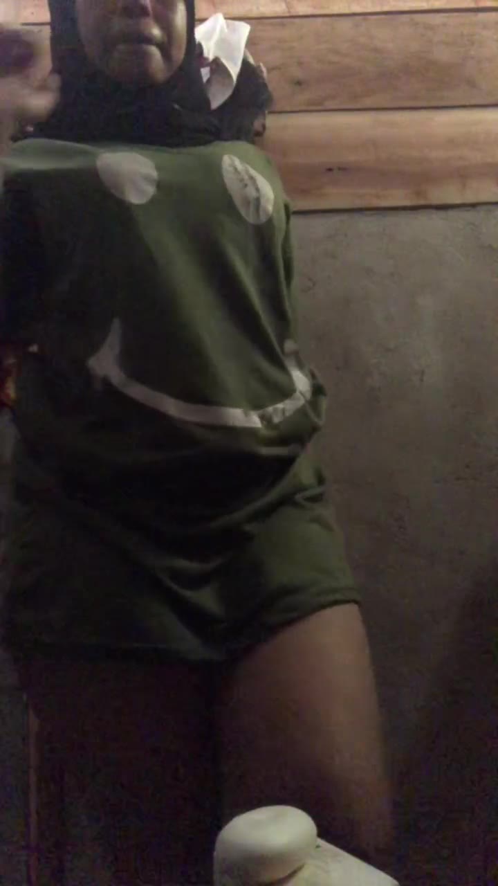 Sarah Hijab 11
